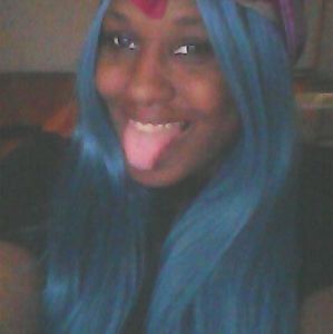 Meet your Posher, Kayla